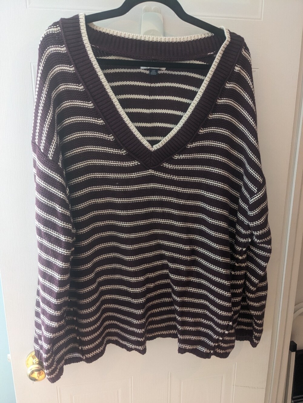 American Eagle Outfitters Striped V-Neck Sweater - Burgundy & Cream